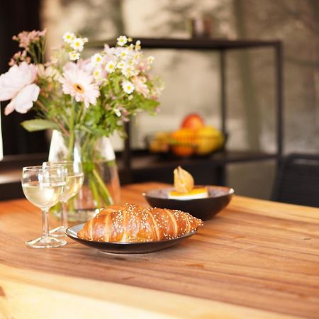 Stay At Smilla - Boutique Apartments Mit Kueche - Parken - Klima - Netflix - Waschmaschine Wiesbaden Exterior foto