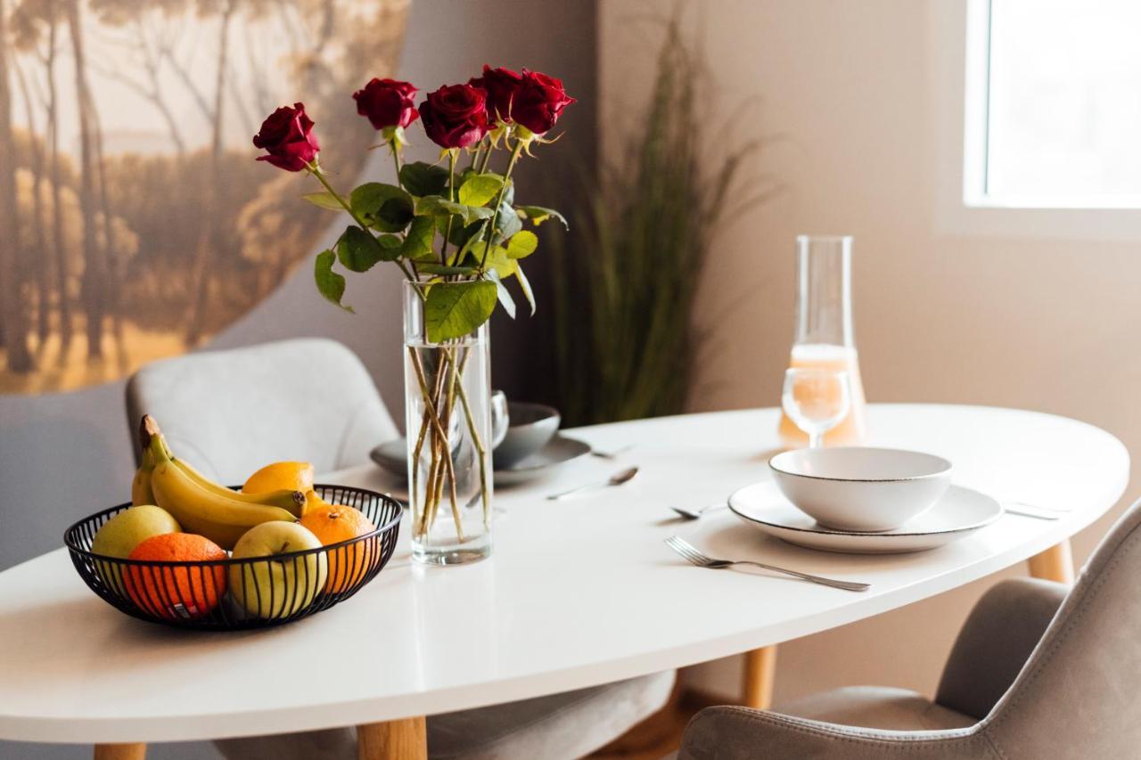 Stay At Smilla - Boutique Apartments Mit Kueche - Parken - Klima - Netflix - Waschmaschine Wiesbaden Exterior foto
