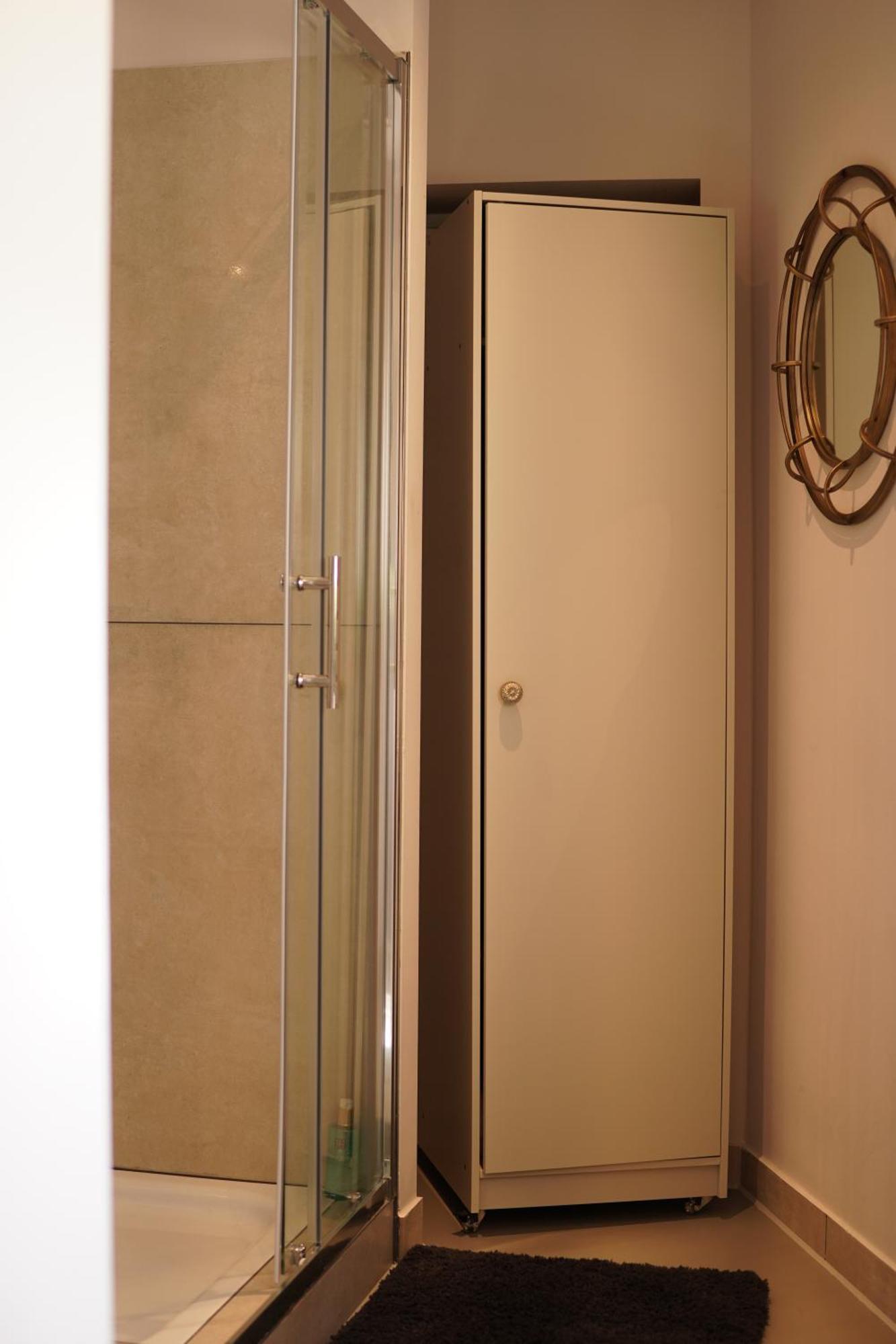 Stay At Smilla - Boutique Apartments Mit Kueche - Parken - Klima - Netflix - Waschmaschine Wiesbaden Quarto foto